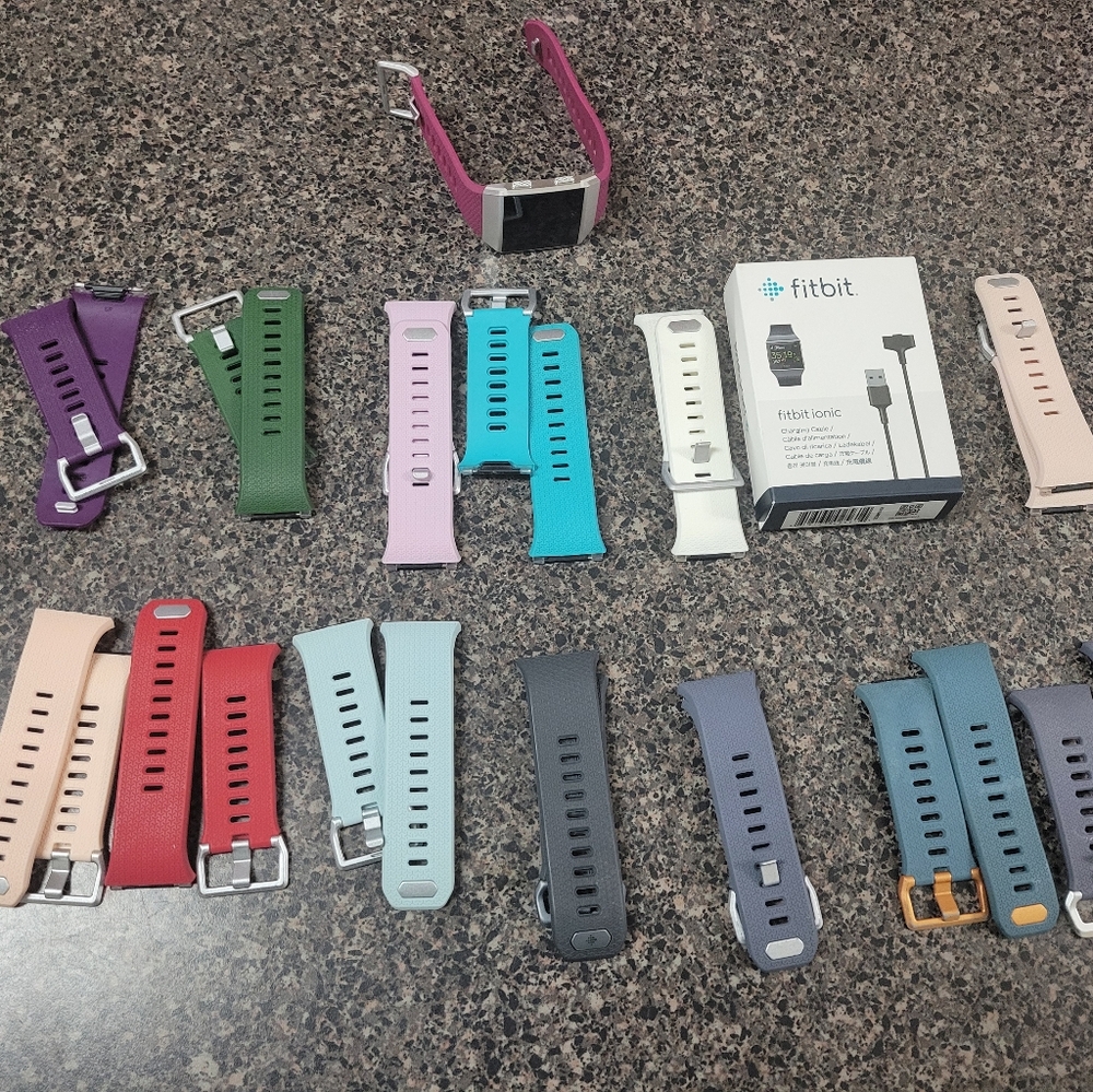 Fitbit Watch - image 6